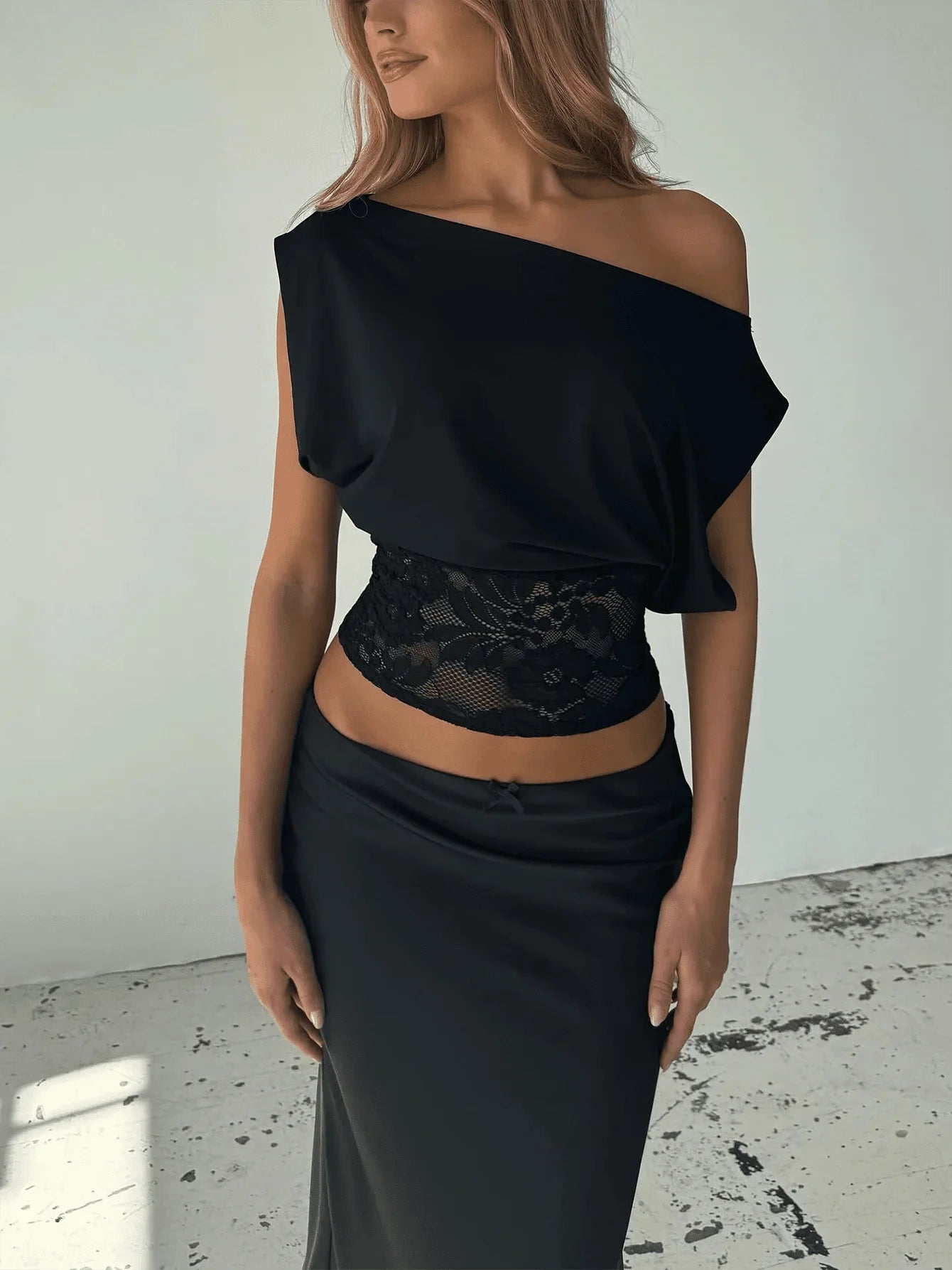 Janella Inclined Shoulder Lace Top