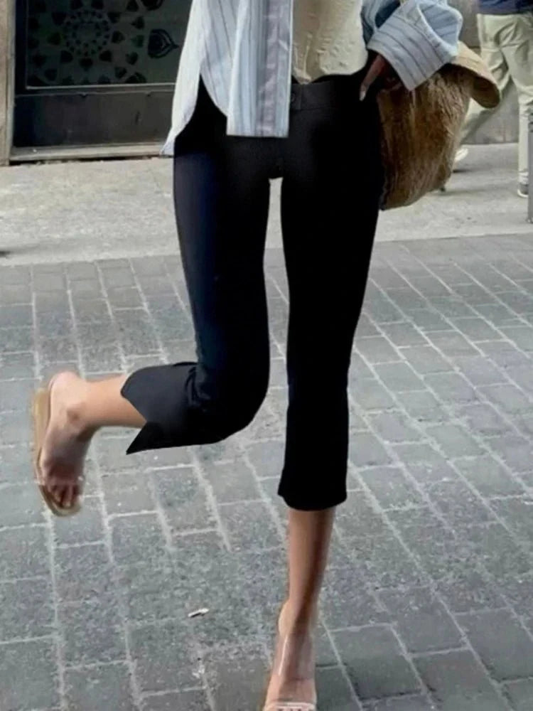 Juliette Black Capris Pants